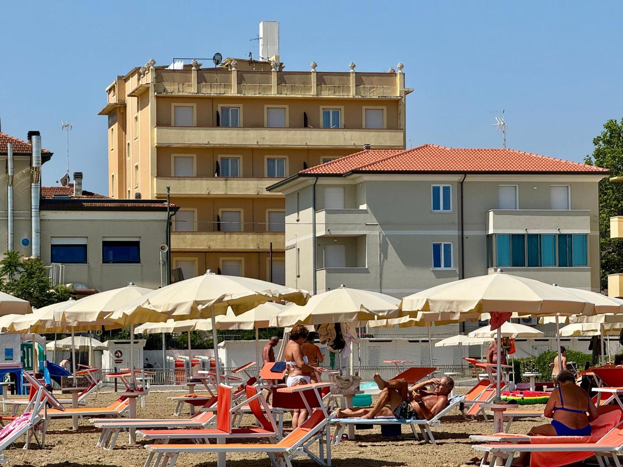 Aparthotel Carioca Rimini